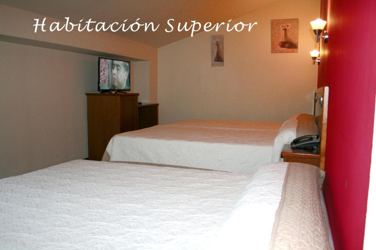 Hotel Cangas De Onis Center Екстер'єр фото